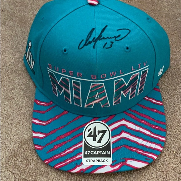 Set of 3 SUPERBOWL LIV signed hats from Dan Marino - Picture 2 of 4